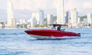 Sky Motomarlin 39' Red Powerboat for Charter in Cartagena de Indias