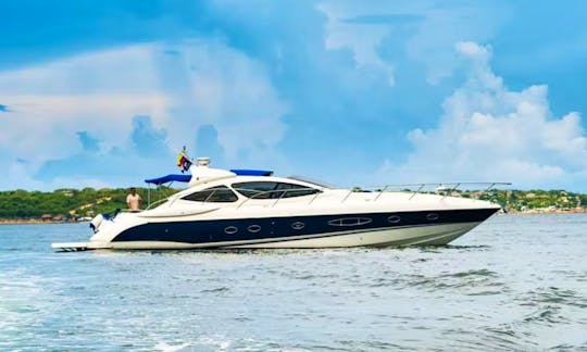 Azimut 55' Luxury Motor Yacht Charter in Colombia