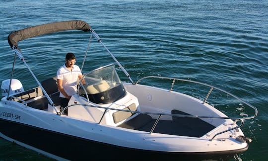 Selva 570 Elegance Powerboat for rent in Setúbal!