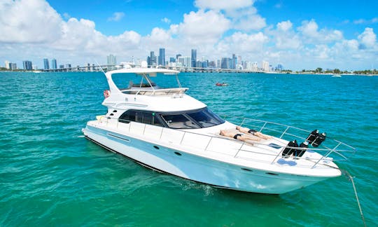 Gorgeous SEA RAY 60 SEDAN for up to 13 guest, Your perfect choice!!! with ! FREE hour of Jetski