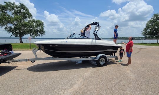 Alquiler de bowrider en Lake Conroe