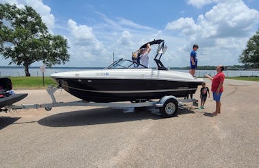 Bowrider Rental in Conroe, Texas for 7 person!