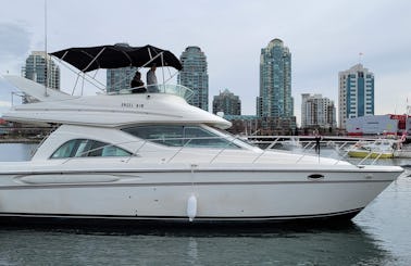 Luxury MAXUM 42'  Yacht For Rent In Vancouver