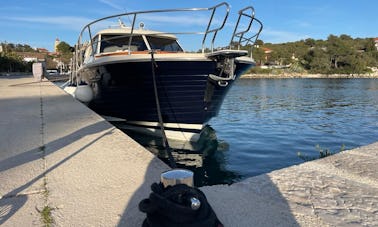 ADRIANA 36 (REFIT 2022.) Motor Yacht for Charter on Coast of Zadar