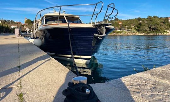 ADRIANA 36 (REFIT 2022.) Motor Yacht for Charter on Coast of Zadar