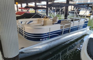 CAPTAIN YOURSELF THIS 12 Passenger 26ft Pontoon Party Barge Awesome Boat! BBQ