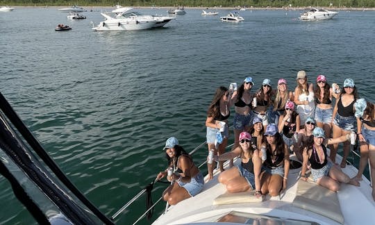 **VIP** Fiesta en balsa en un yate en Toronto, Ontario