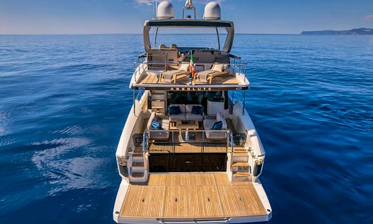 ''Zenith'' Absolute Prisma Fly Motor Yacht Rental in West Palm Beach, Florida