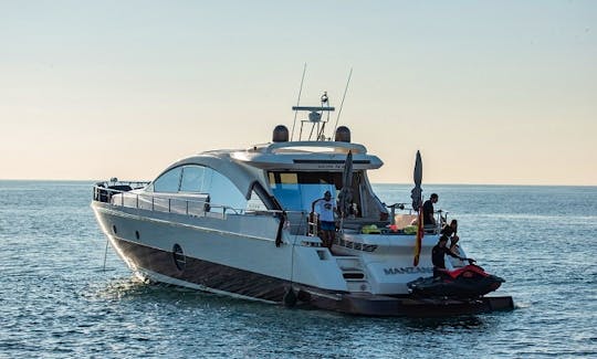 Charter the motor yacht Aicon 72SL - Manzanos II in Mallorca
