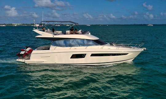 💎 Stylish & Spacious 50 Prestige Flybridge Motor Yacht in Miami