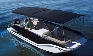 Las Vegas: Luxury Pontoon Boat for charter! Good for up to 15 people! GB03