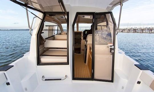 Las Vegas: FOR SALE!!!  Luxury 31ft Yacht for charter GB02