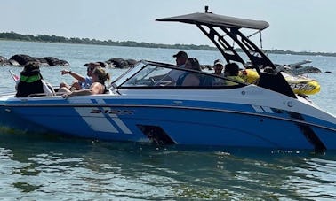 Yamaha 212XD Blu Beauty Ski Boat (Power Sport Boat)