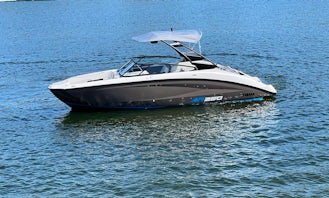 Brand new 25' Yamaha Ski Boat for rent in Lake Tahoe