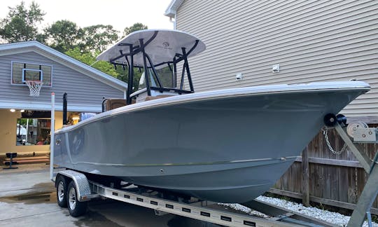 Rent this NEW 24' Sea Hunt Center Console in Charleston! Open to hourly or day trips!