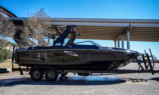 2022 Centurion RI245 Wakeboat for Rent on Lake Austin