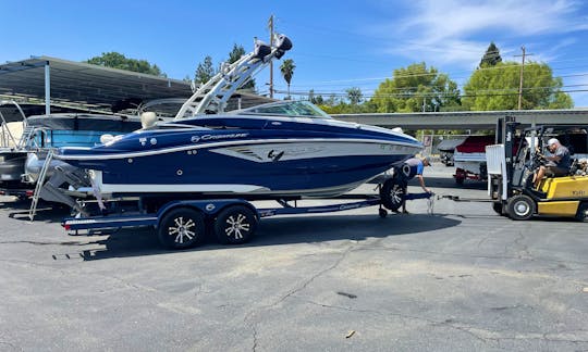 2021 crownline surf E235 new ready for summer fun