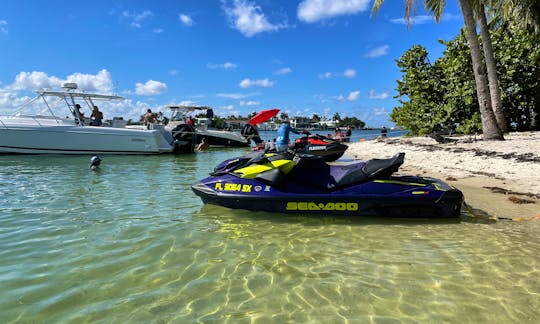 Adrenaline machine SeaDoo RXPx 300 Jet Ski in Miami!