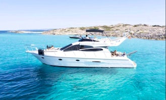 Doqueve 46 Motor Yacht Charter in Marbella