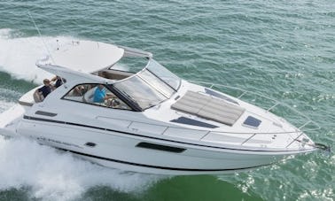 Luxury 38 Express Cruiser - Sag Harbor, Greenport, Shelter Island, Southampton!