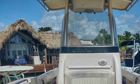 21' Grady White Center Console for snorkeling in Key Largo