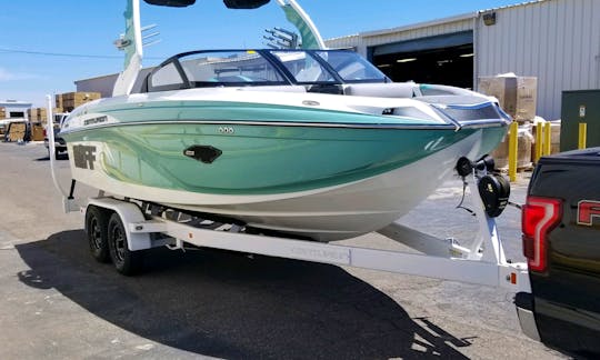 22' Centurion RI217 Wakeboard Boat Rental In Bay Area, California