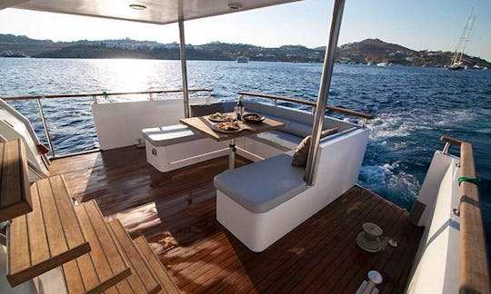 End-of-season special offer: Luxurious Maiora 66/70 Up to 24 Guests