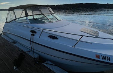 Gas & Captain included! - 24ft cruiser in Seattle - Chaparral 240 Signature