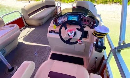 22ft Pontoon Suntracker Party Barge DLX 10 people in Bay Pines!