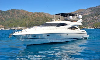 Manhattan 74 Luxury Yacht for Charter in Muğla