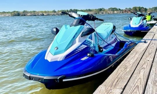 Break Through WAVES!! 2 Waverunner Limited on Lake Conroe