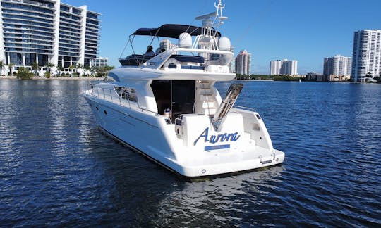 Your Best Experience in Miami with our 60' Yacht Flybridge