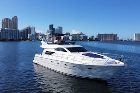 Your Best Experience in Miami with our 60' Yacht Flybridge