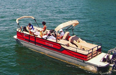 Yamaha 324SS Luxury Pontoon Boat for Charter on Lake Norman