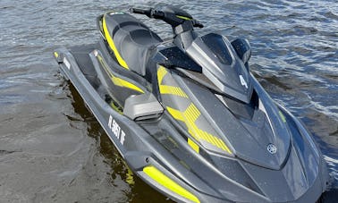 Yamaha Vx com áudio para um dia incrível em Cape Coral