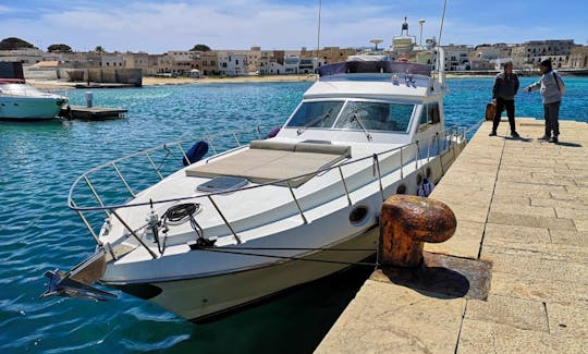 Flybridge Motor Yacht Rental up to 14 person in Trapani, Italy