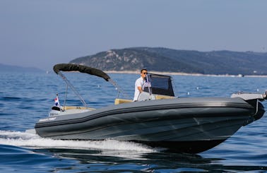 Beautiful Marlin 790 Dynamic RIB for Rent in Split, Croatia