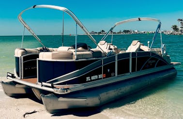 25' Luxury Sylvan S3 Tri-Toon available in Gulfport, FL