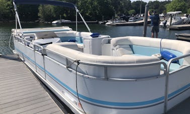Tri-toon for Rent on Lake Norman