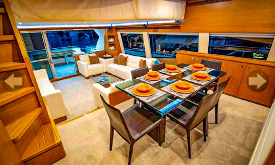 Ferretti 85ft || Stunning yacht in Miami