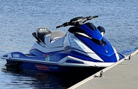 Wave Runner VX Cruiser Jetski Rental at Lake Elsinore, California