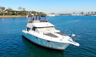 Yacht à moteur de luxe spacieux et moderne de 40 pieds à Marina del Rey, Los Angeles