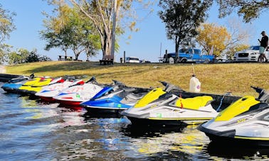 Nouveaux jet-skis Yamaha VX et EX Sport à louer à Cape Coral, en Floride