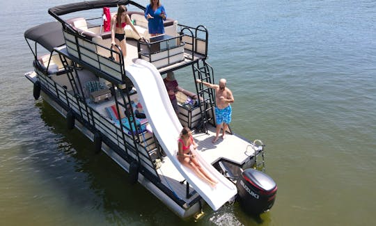 2022 Lexington double deck pontoon on Lake Norman,  North Carolina