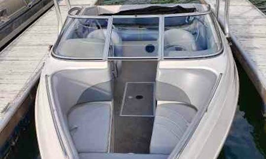 Fun boat to enjoy lake time with family! Rent 20' Bluewater Boat in in Roseville, California