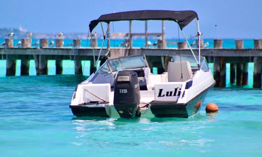 Beautiful 21ft Wellcraft Boat for Rent in Cancún, Quintana Roo