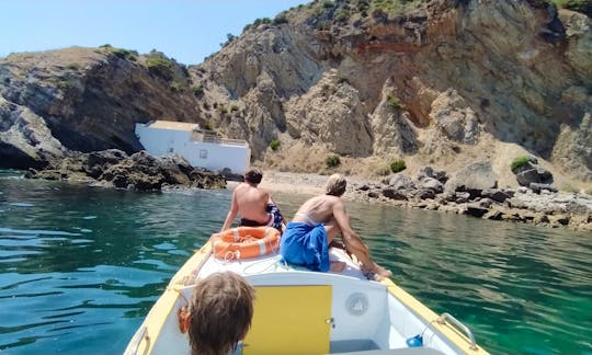 Tradicional Boat in Sesimbra - Caves and Wild Beaches