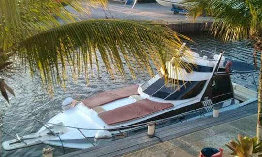 Luxury 42ft Internarine Motor Yacht for Charter in Rio de Janeiro, Brazil