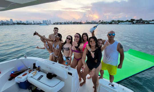 Miami Beach 40ft Sea Ray Sedan Bridge Luxury Yacht with Captain!