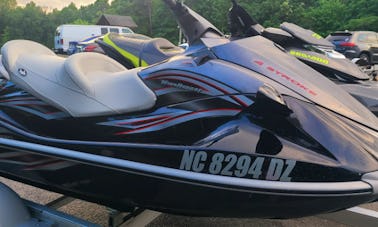 Alquiler de motos acuáticas para divertirse en Lake Wylie, Carolina del Sur, cerca de Charlotte